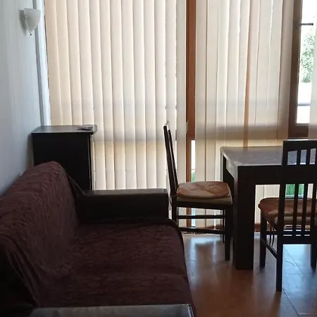 1 Bedroom In Eden Near Casino And The Beachplatinum * Slantschew brjag